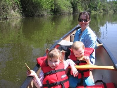 Top 10 Tips for Canoeing With Kids from an Experienced Canoe Guide
